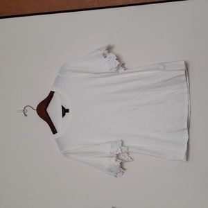 Simply Vera White Top